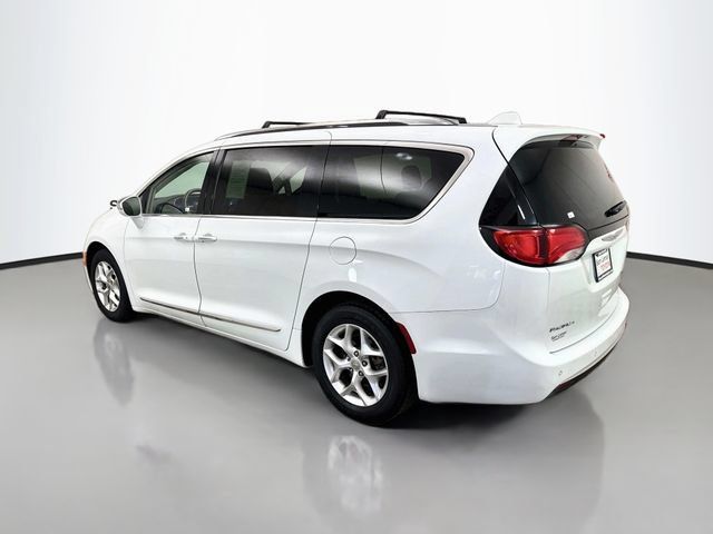 Used 2020 Chrysler Pacifica Limited FWD image 5