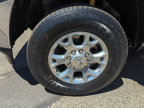 Used 2021 RAM 2500 Laramie AWD/4WD image 25