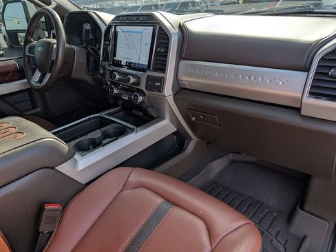 Used 2022 Ford F250 King Ranch w/ King Ranch Ultimate Package AWD/4WD image 34