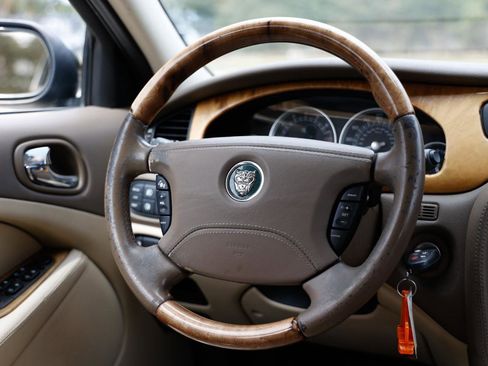 Used 2006 Jaguar S-TYPE 3.0 image 26