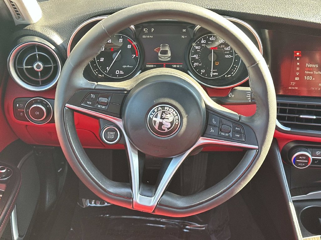 Used 2018 Alfa Romeo Giulia Ti AWD/4WD image 23