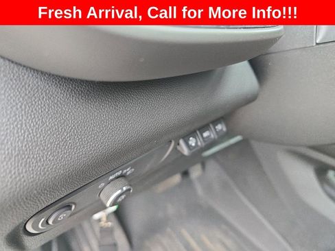 Used 2023 Buick Envision Avenir AWD/4WD image 16