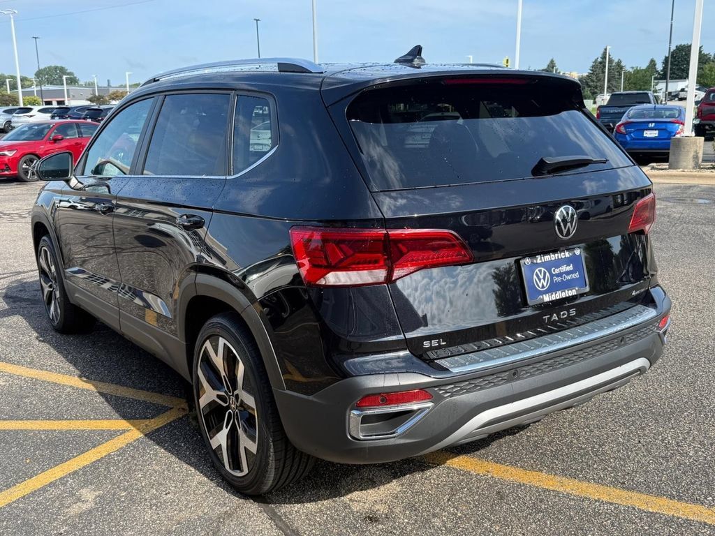 Certified 2023 Volkswagen Taos SEL AWD/4WD image 6