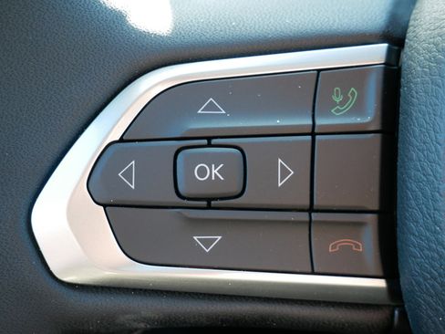 New 2026 Jeep Compass Latitude AWD/4WD image 15