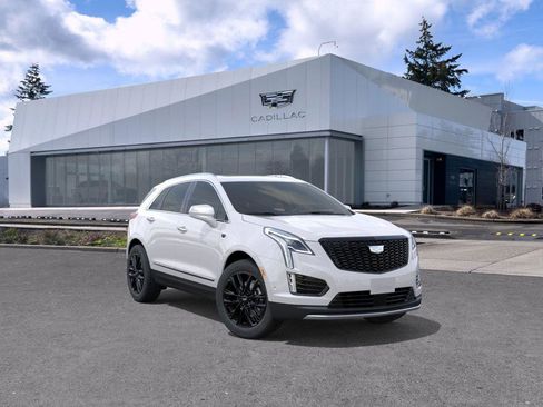 New 2026 Cadillac XT5 Premium Luxury w/ LPO, ONYX Package image 2