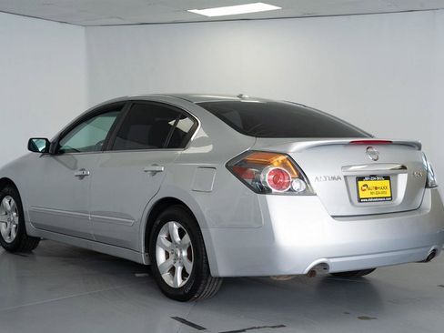Used 2009 Nissan Altima 2.5 SL w/ Technology Pkg image 5