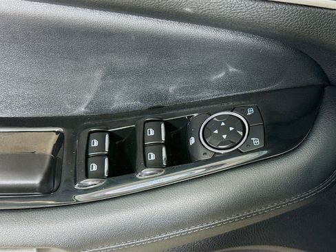 Used 2019 Ford Edge SEL w/ Equipment Group 201A image 20