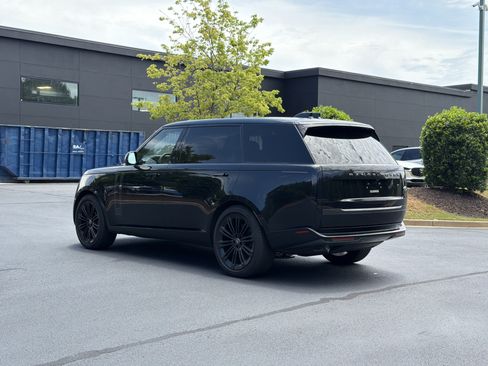 Used 2023 Land Rover Range Rover Long Wheelbase First Edition AWD/4WD image 16
