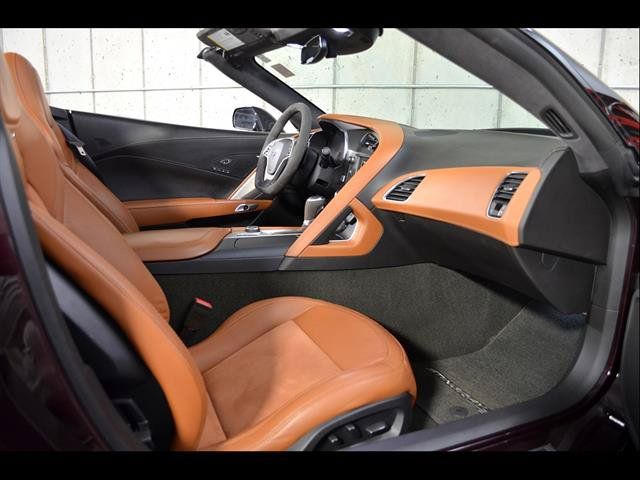 Used 2017 Chevrolet Corvette Stingray Convertible RWD image 21