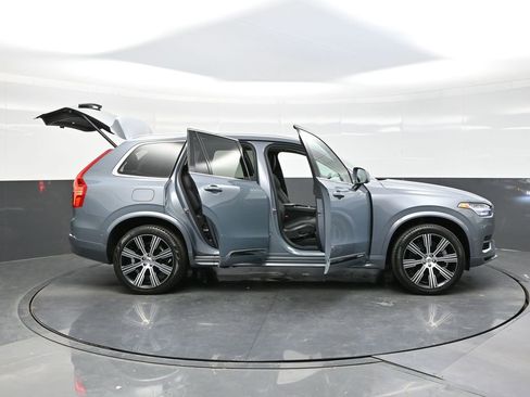 Used 2023 Volvo XC90 T8 Plus w/ Protection Package Premier image 40