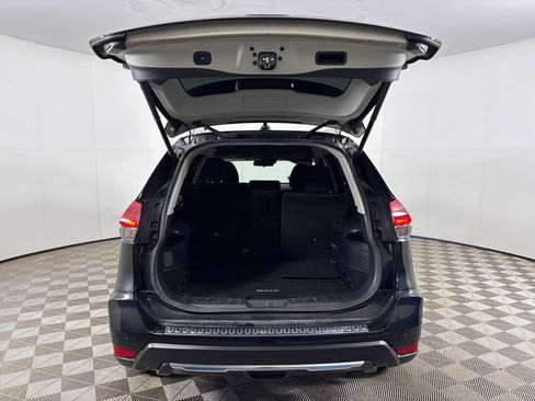 Used 2019 Nissan Rogue SV w/ Premium Package image 28