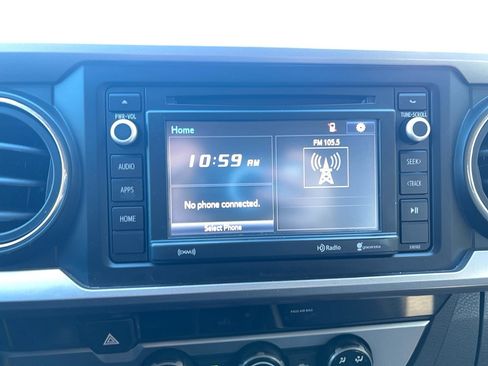 Used 2018 Toyota Tacoma SR5 image 4