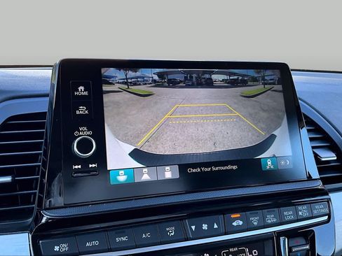 Certified 2025 Honda Odyssey EX-L image 26