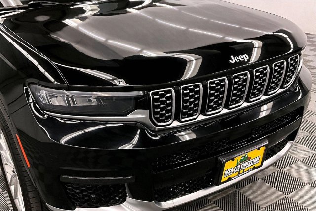 Used 2021 Jeep Grand Cherokee L Summit w/ Luxury Tech Group V AWD/4WD image 35