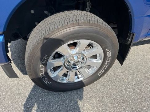 Used 2022 Ford F350 Platinum AWD/4WD image 9