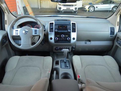 Used 2014 Nissan Frontier SV w/ SV Value Truck Package image 16