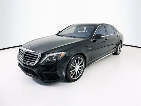 Used 2014 Mercedes-Benz S 63 AMG 4MATIC Sedan image 3