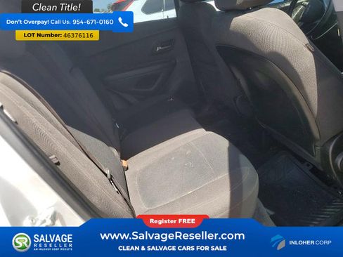 Used 2018 Chevrolet Trax LS FWD image 13