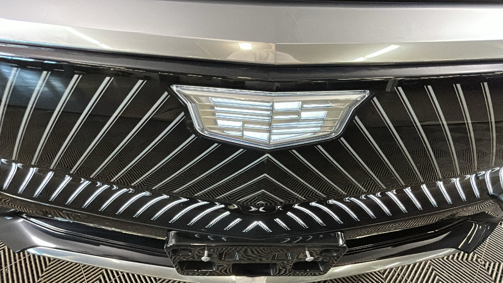 Used 2024 Cadillac Lyriq Tech AWD/4WD image 10