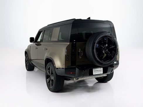 Used 2026 Land Rover Defender 110 X-Dynamic SE AWD/4WD image 3
