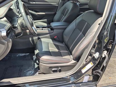 Certified 2023 Nissan Altima 2.5 SR FWD image 15