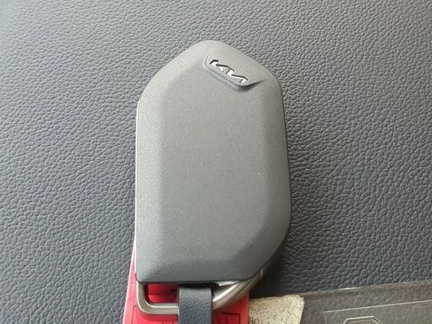 New 2026 Kia Sportage LX image 25