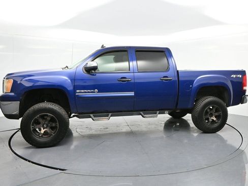 Used 2012 GMC Sierra 1500 SLT w/ Heritage Edition AWD/4WD image 4