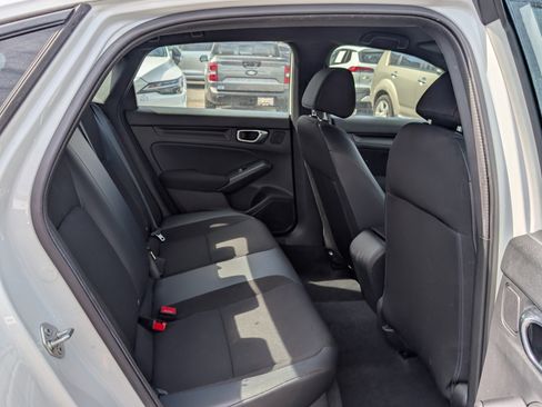 Used 2023 Honda Civic Sport image 12