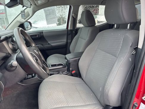 Certified 2021 Toyota Tacoma SR image 9