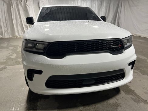 Used 2024 Dodge Durango GT RWD image 2
