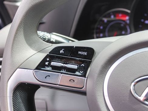 Certified 2022 Hyundai Elantra SEL FWD image 31