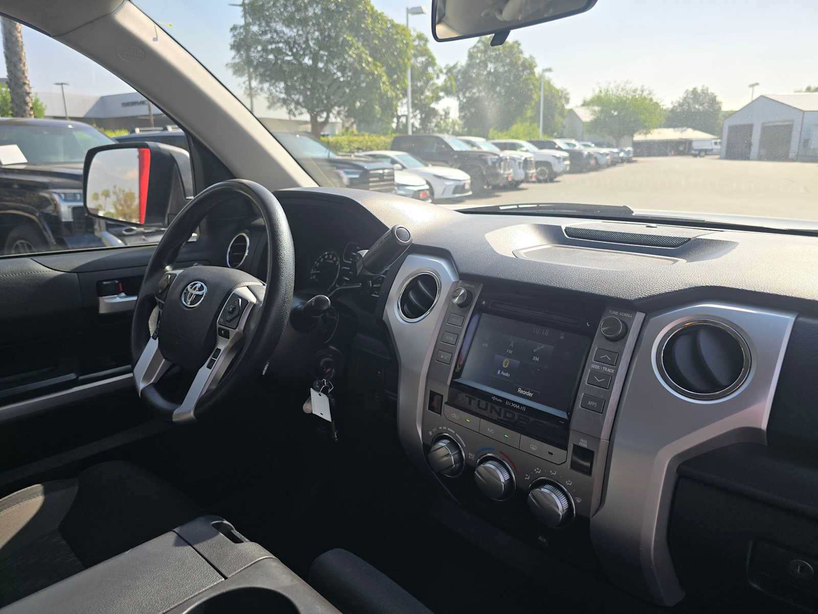 Used 2018 Toyota Tundra SR5 RWD image 11