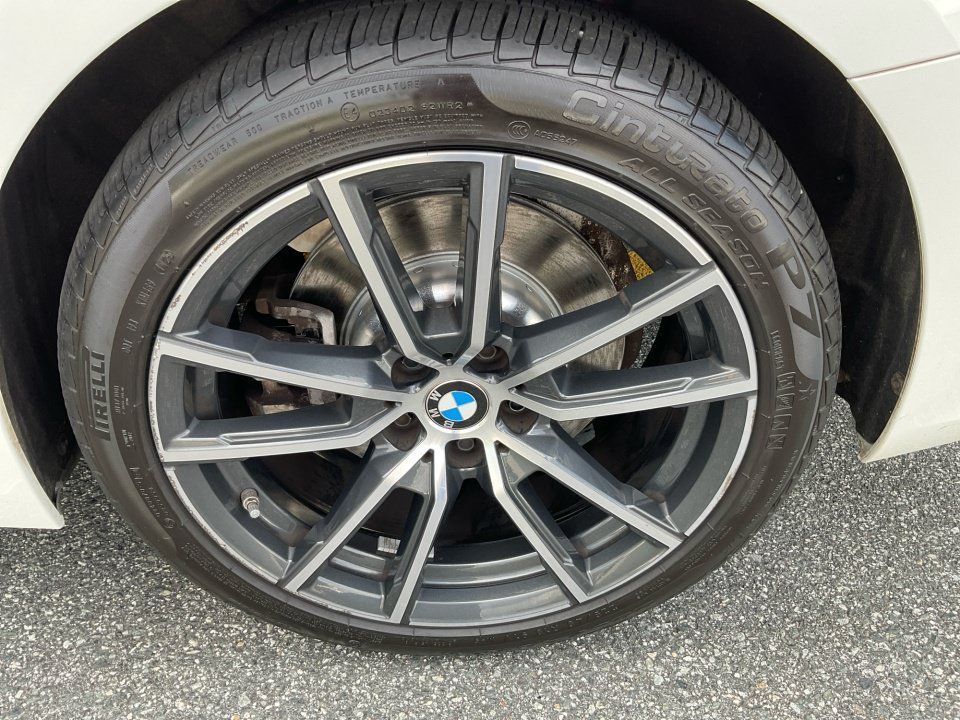 Used 2022 BMW 330i Sedan w/ Convenience Package RWD image 22