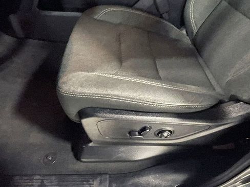 Used 2020 RAM 1500 Big Horn image 24