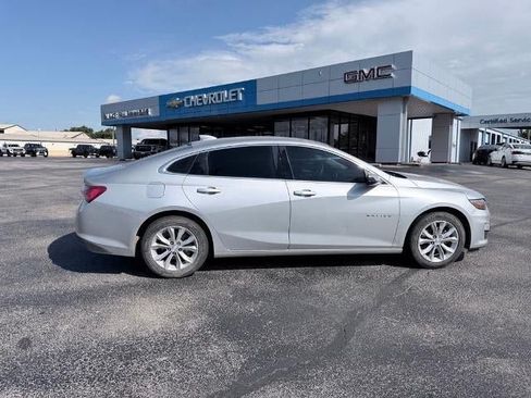 Used 2021 Chevrolet Malibu LT FWD image 6
