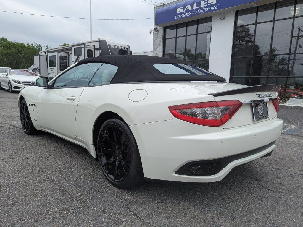 Used 2013 Maserati GranTurismo Convertible RWD image 10