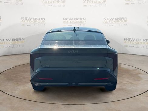 New 2026 Kia K4 FWD image 4