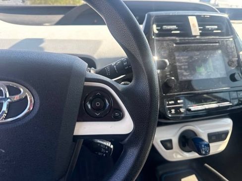Used 2016 Toyota Prius Two w/ Protection Package FWD image 12