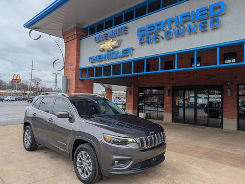 Used 2021 Jeep Cherokee Latitude Lux image 1