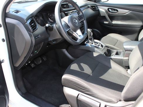 Used 2019 Nissan Rogue Sport S w/ Appearance Package image 12