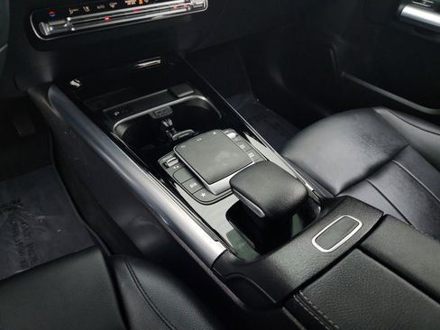 Certified 2022 Mercedes-Benz GLA 250 image 15