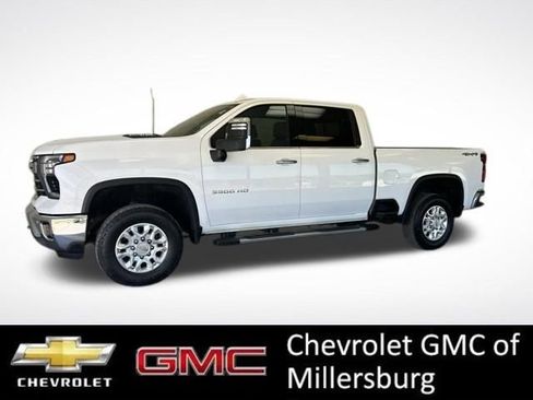 Used 2024 Chevrolet Silverado 3500 LTZ w/ LTZ Plus Package AWD/4WD image 5