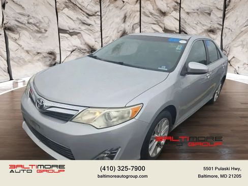 Used 2014 Toyota Camry XLE FWD image 1