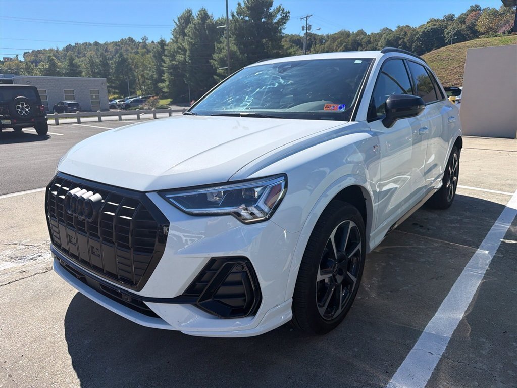 Used 2025 Audi Q3 2.0T Premium Plus AWD/4WD image 11