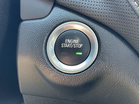 Used 2019 Chevrolet Equinox Premier image 37