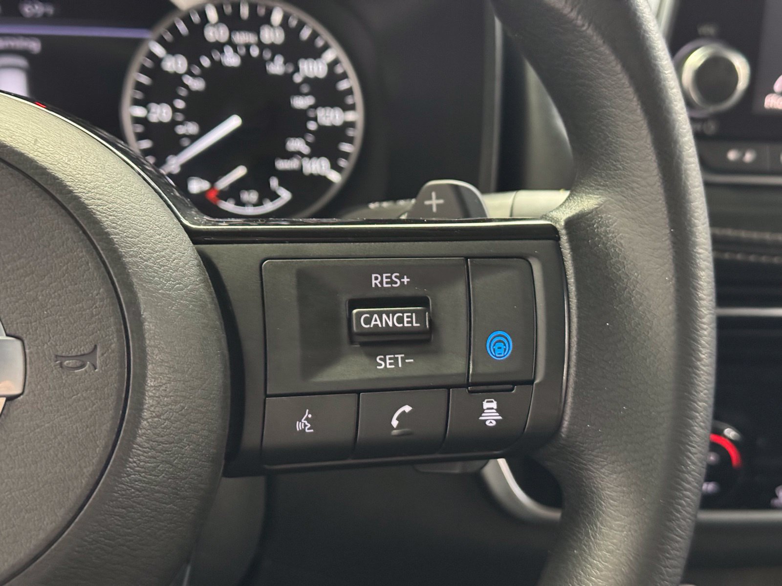 Used 2021 Nissan Rogue SV AWD/4WD image 18