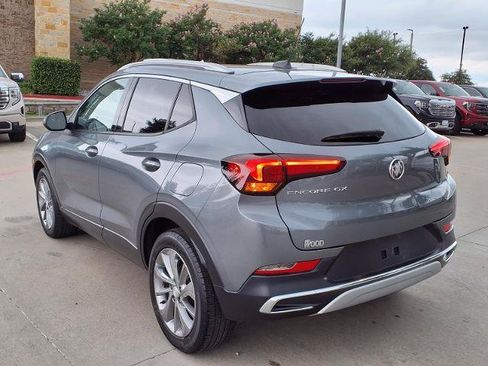 Used 2022 Buick Encore GX Essence w/ Experience Buick Package FWD image 26