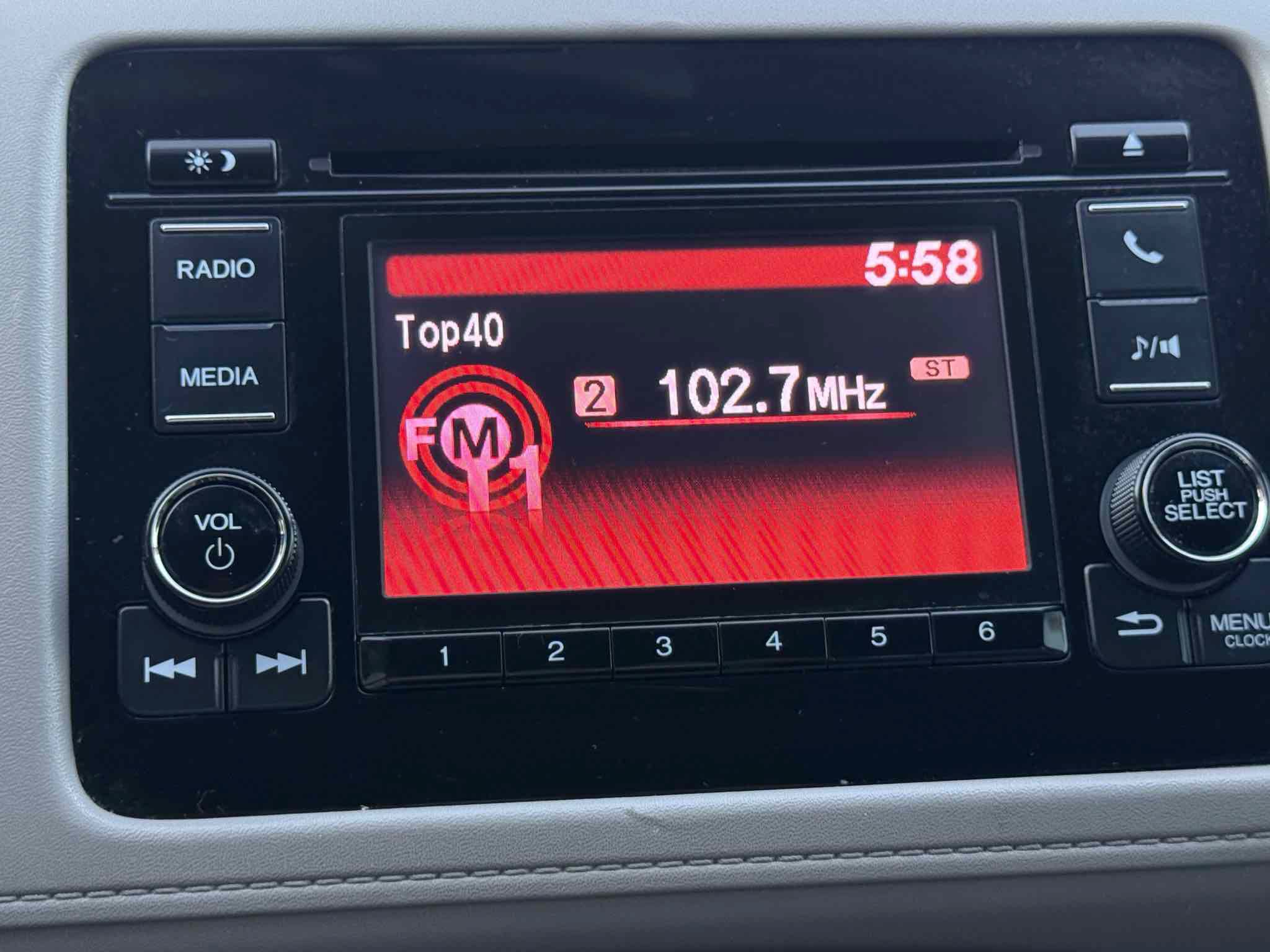 Used 2020 Honda HR-V LX image 9