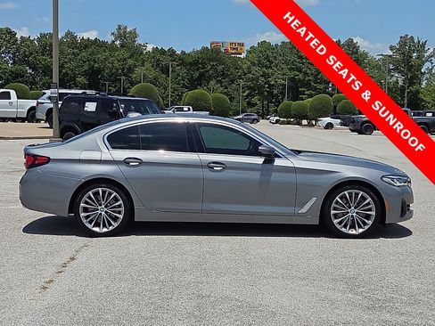 Used 2023 BMW 530i xDrive AWD/4WD image 6