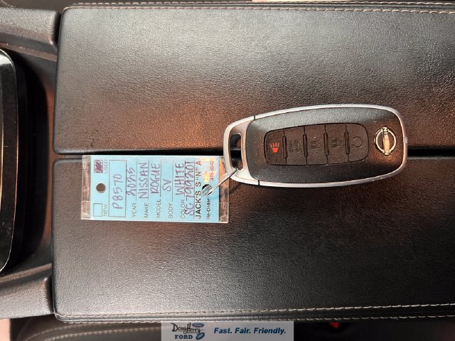 Used 2025 Nissan Rogue SV AWD/4WD image 49